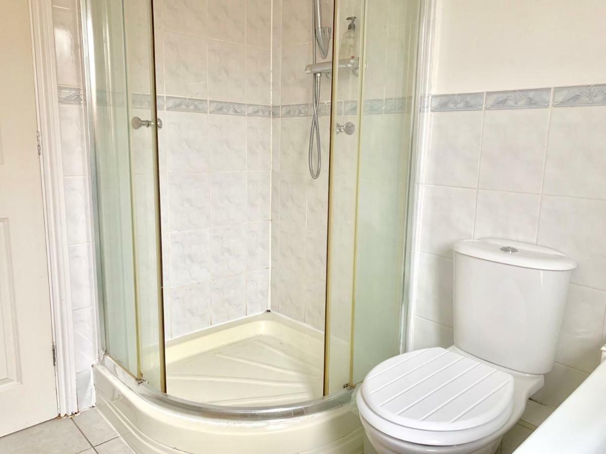 Appartement Lahnstein Court à Kettering Extérieur photo