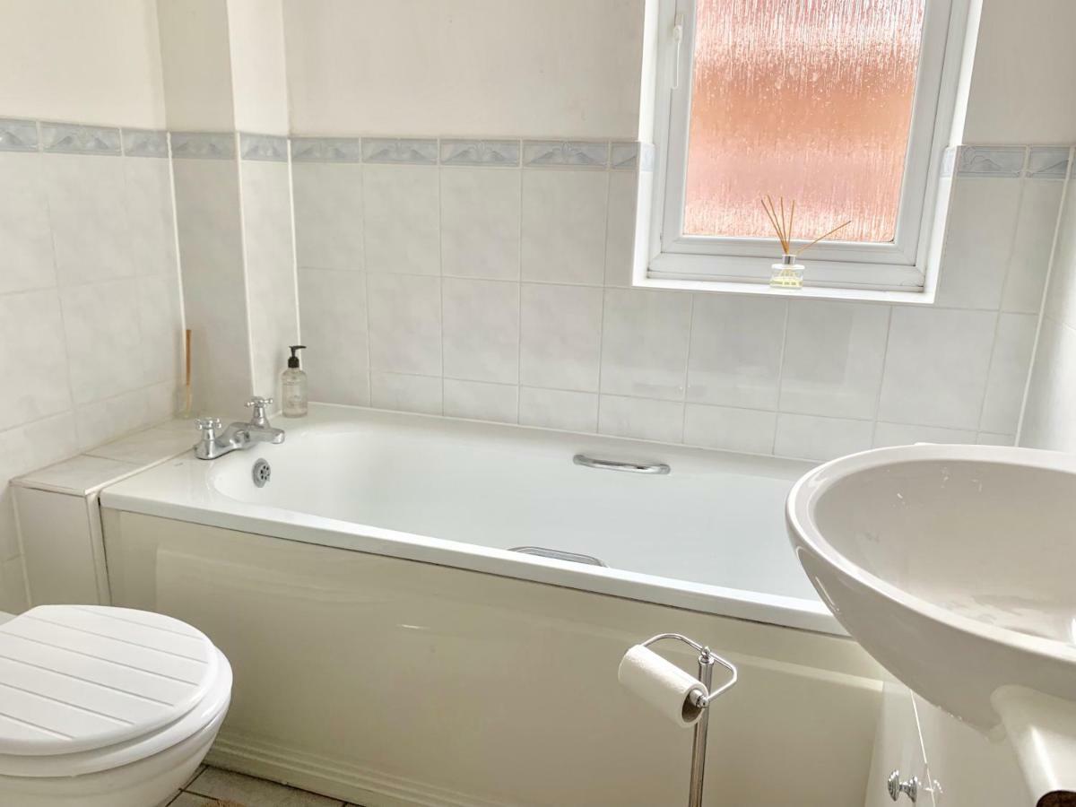 Appartement Lahnstein Court à Kettering Extérieur photo